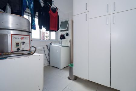 Apartamento à venda com 130m², 3 quartos e 3 vagasÁrea de Serviço