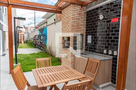 Apartamento à venda com 32m², 2 quartos e sem vagaÁrea comum