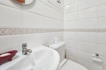 Apartamento para alugar com 164m², 4 quartos e 2 vagas Apartamento para alugar com 164m², 4 quartos e 2 vagasBanheiro da suíte 2