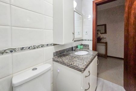 Apartamento para alugar com 164m², 4 quartos e 2 vagas Apartamento para alugar com 164m², 4 quartos e 2 vagasBanheiro