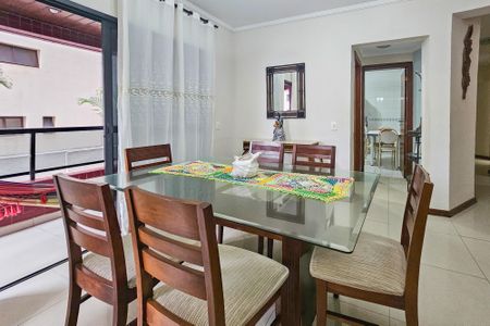 Apartamento para alugar com 164m², 4 quartos e 2 vagas Apartamento para alugar com 164m², 4 quartos e 2 vagasSala