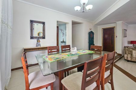 Apartamento para alugar com 164m², 4 quartos e 2 vagas Apartamento para alugar com 164m², 4 quartos e 2 vagasSala