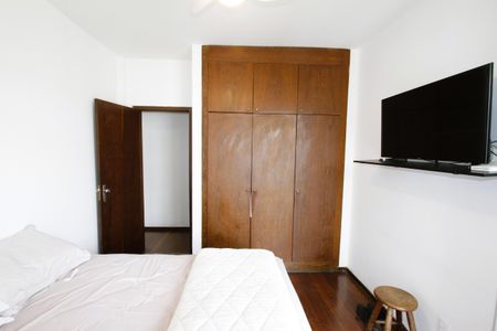 Apartamento à venda com 110m², 3 quartos e 1 vagaQuarto 2