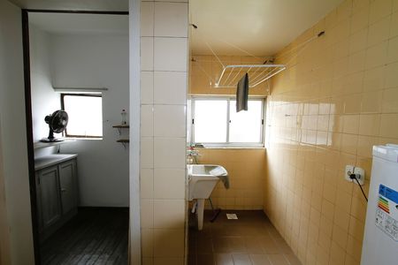 Apartamento à venda com 110m², 3 quartos e 1 vagaÁrea de Serviço