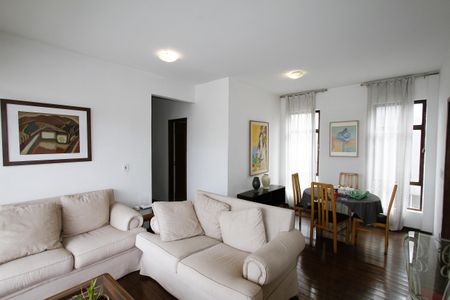 Apartamento à venda com 110m², 3 quartos e 1 vagaSala