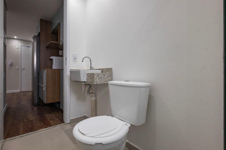 Apartamento para alugar com 38m², 1 quarto e sem vaga Apartamento para alugar com 38m², 1 quarto e sem vagaBanheiro