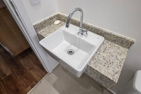 Apartamento para alugar com 38m², 1 quarto e sem vaga Apartamento para alugar com 38m², 1 quarto e sem vagaBanheiro