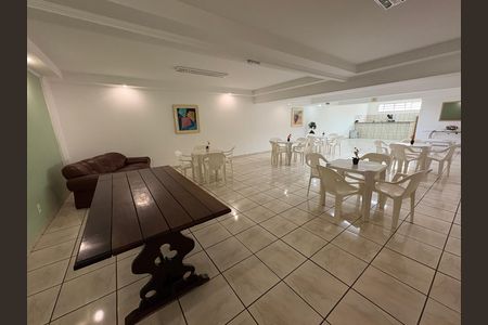 Apartamento para alugar com 76m², 2 quartos e 1 vagaÁrea comum - Salão de Festas