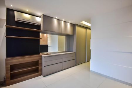 Apartamento à venda com 213m², 4 quartos e 4 vagasSuíte 2
