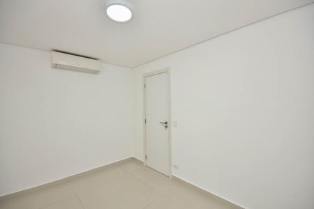 Apartamento à venda com 213m², 4 quartos e 4 vagasQuarto