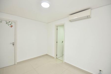 Apartamento à venda com 213m², 4 quartos e 4 vagasSuíte 1