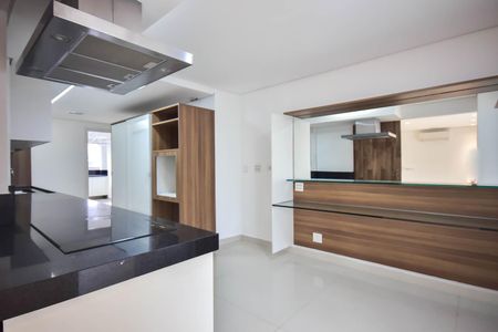 Apartamento à venda com 213m², 4 quartos e 4 vagasCozinha