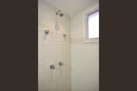 Apartamento à venda com 213m², 4 quartos e 4 vagasBanheiro Suíte 1