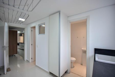 Apartamento à venda com 213m², 4 quartos e 4 vagasÁrea de Serviço