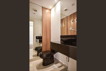 Apartamento à venda com 213m², 4 quartos e 4 vagasLavabo