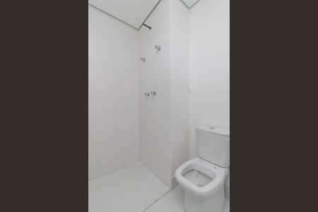 Apartamento à venda com 92m², 2 quartos e 2 vagas Apartamento à venda com 92m², 2 quartos e 2 vagasBanheiro da Suíte 1