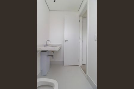 Apartamento à venda com 92m², 2 quartos e 2 vagas Apartamento à venda com 92m², 2 quartos e 2 vagasBanheiro da Suíte 2