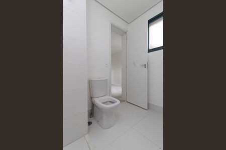 Apartamento à venda com 92m², 2 quartos e 2 vagas Apartamento à venda com 92m², 2 quartos e 2 vagasBanheiro da Suíte 1