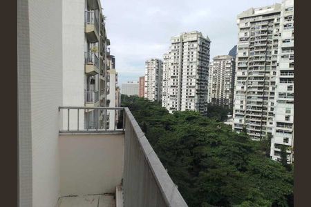 Apartamento à venda com 128m², 3 quartos e 2 vagas