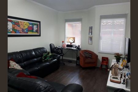 Casa à venda com 114m², 3 quartos e 2 vagas