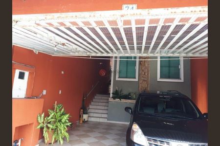 Casa à venda com 114m², 3 quartos e 2 vagas