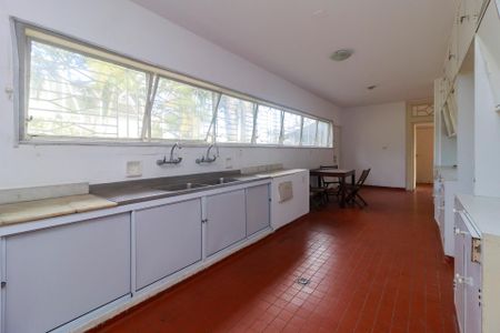 Casa à venda com 410m², 3 quartos e 2 vagasCozinha