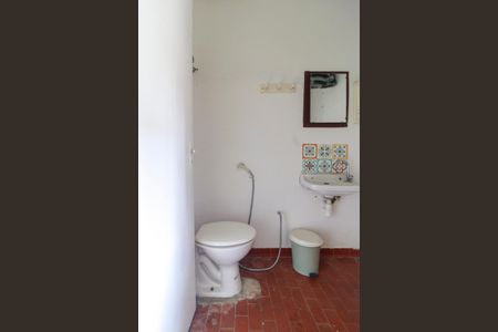 Casa à venda com 410m², 3 quartos e 2 vagasBanheiro de Serviço