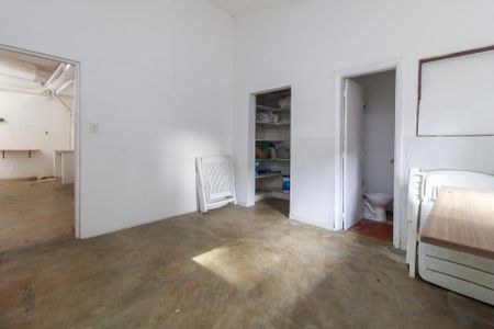 Casa à venda com 410m², 3 quartos e 2 vagasQuarto de Serviço