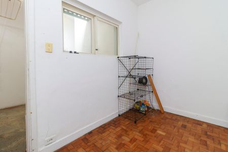 Casa à venda com 410m², 3 quartos e 2 vagasQuarto de Serviço