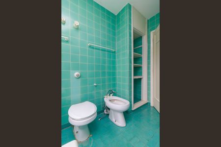 Casa à venda com 410m², 3 quartos e 2 vagasBanheiro Social