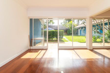 Casa à venda com 410m², 3 quartos e 2 vagasSala de Jantar