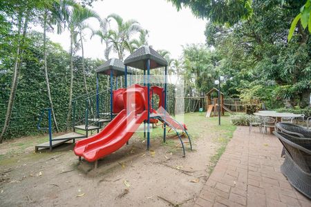Casa de condomínio à venda com 320m², 7 quartos e 2 vagas Casa de condomínio à venda com 320m², 7 quartos e 2 vagasCondomínio - Playground