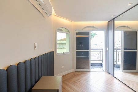 Casa de condomínio à venda com 320m², 7 quartos e 2 vagas Casa de condomínio à venda com 320m², 7 quartos e 2 vagasSuíte 5