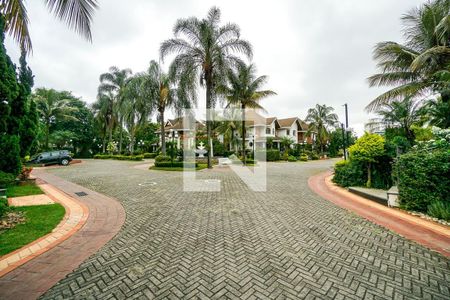 Casa de condomínio à venda com 320m², 7 quartos e 2 vagas Casa de condomínio à venda com 320m², 7 quartos e 2 vagasCondomínio