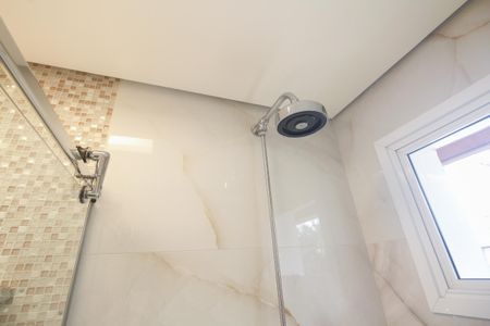 Casa de condomínio à venda com 320m², 7 quartos e 2 vagas Casa de condomínio à venda com 320m², 7 quartos e 2 vagasBanheiro Suíte 3