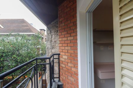 Casa de condomínio à venda com 320m², 7 quartos e 2 vagas Casa de condomínio à venda com 320m², 7 quartos e 2 vagasSuíte 3