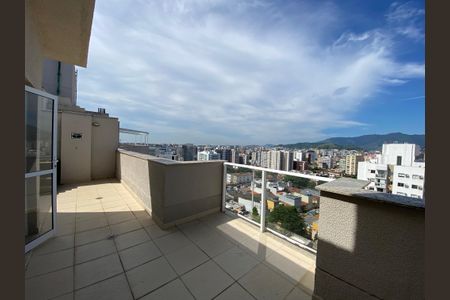 Apartamento à venda com 115m², 2 quartos e 1 vagaVaranda
