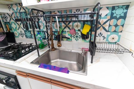 Apartamento à venda com 39m², 2 quartos e 1 vaga Apartamento à venda com 39m², 2 quartos e 1 vagaCozinha e Área de Serviço