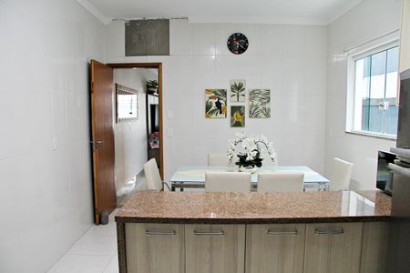 Casa à venda com 175m², 3 quartos e 4 vagasCozinha