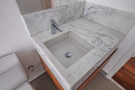 Apartamento à venda com 123m², 3 quartos e 1 vagaBanheiro da Suíte 2