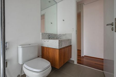 Apartamento à venda com 123m², 3 quartos e 1 vagaBanheiro da Suíte 2