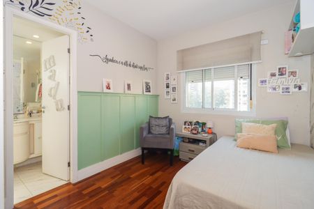 Apartamento à venda com 173m², 3 quartos e 3 vagasSuíte 2