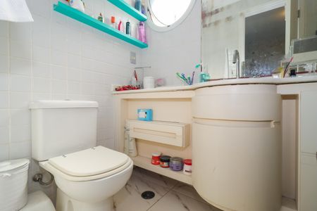 Apartamento à venda com 173m², 3 quartos e 3 vagasBanheiro da Suíte 2