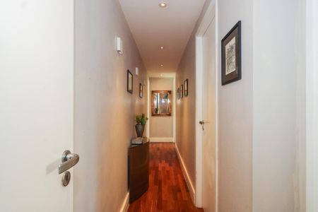 Apartamento à venda com 173m², 3 quartos e 3 vagasCorredor