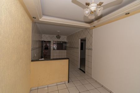 Casa para alugar com 150m², 2 quartos e 2 vagasSala de Estar/Jantar 