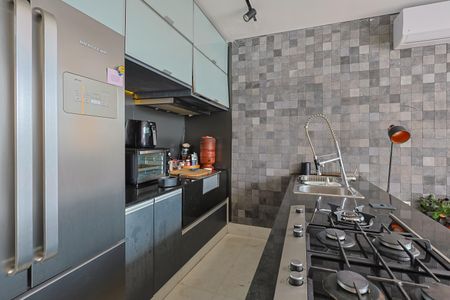 Apartamento à venda com 135m², 3 quartos e 2 vagas Apartamento à venda com 135m², 3 quartos e 2 vagasÁrea gourmet