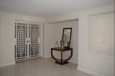Apartamento para alugar com 389m², 3 quartos e 4 vagasHall de entrada