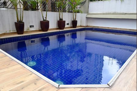 Apartamento para alugar com 389m², 3 quartos e 4 vagasPiscina