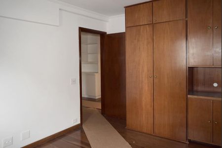 Apartamento para alugar com 389m², 3 quartos e 4 vagasSuíte 2