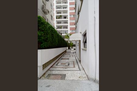 Apartamento para alugar com 389m², 3 quartos e 4 vagasLateral